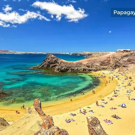 Beautiful In Puerto Del Carmen W-